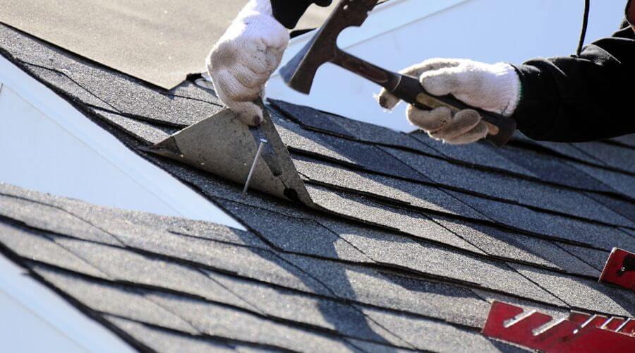 Professional gutter cleaning in Roff, OK
